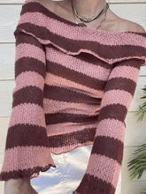 Schulterfreies, gestreiftes Stricktop